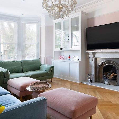 Dream House London With Gym, Cinema And Housekeeper Villa Ealing Exterior foto