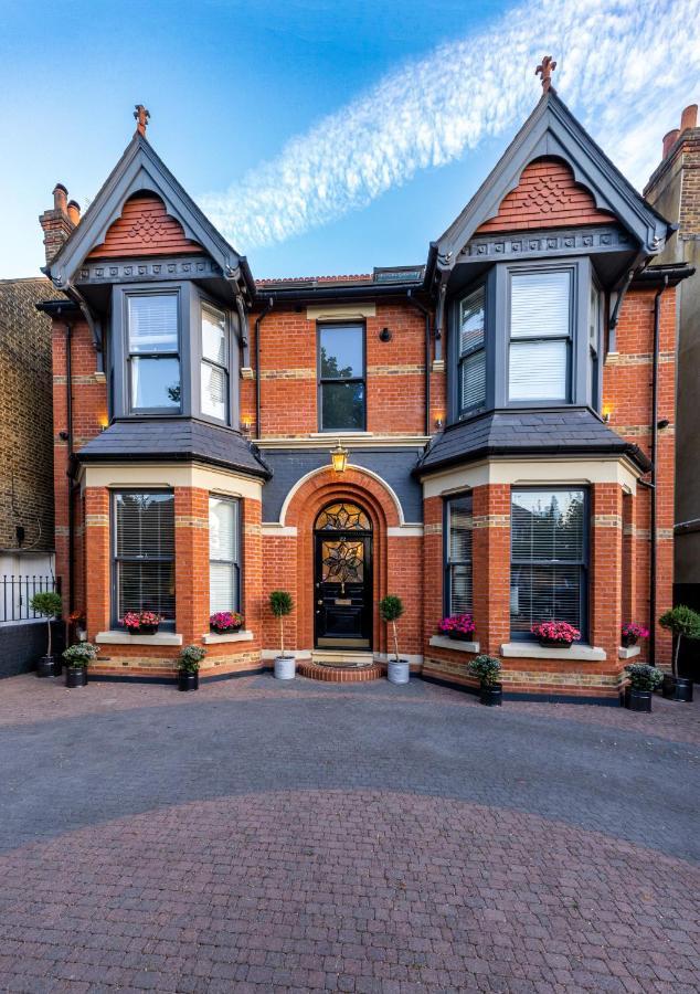Dream House London With Gym, Cinema And Housekeeper Villa Ealing Exterior foto