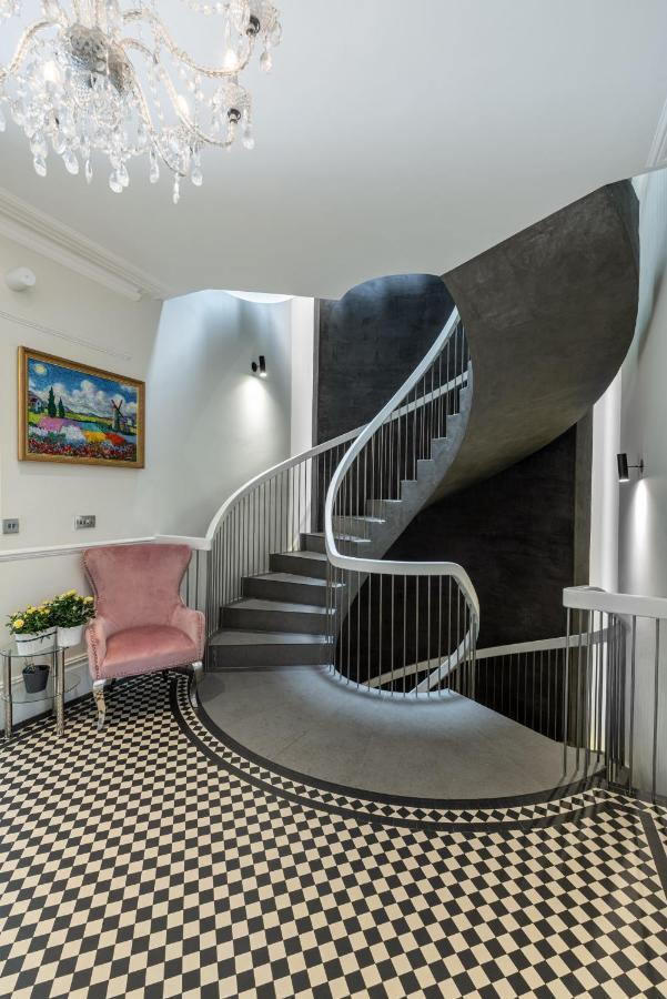 Dream House London With Gym, Cinema And Housekeeper Villa Ealing Exterior foto