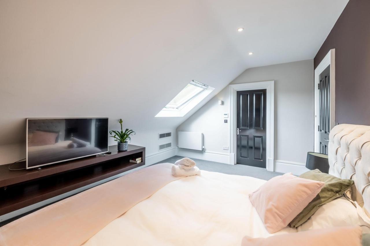 Dream House London With Gym, Cinema And Housekeeper Villa Ealing Exterior foto