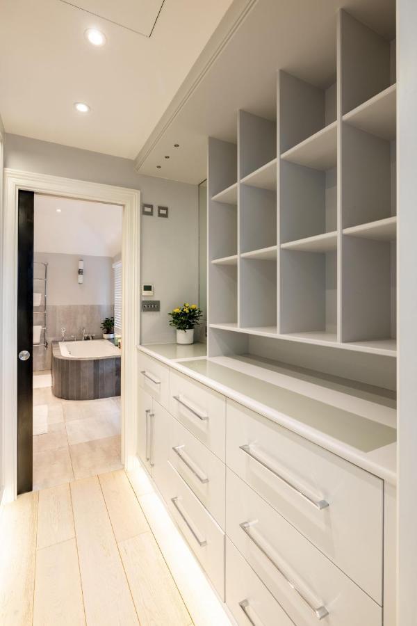 Dream House London With Gym, Cinema And Housekeeper Villa Ealing Exterior foto