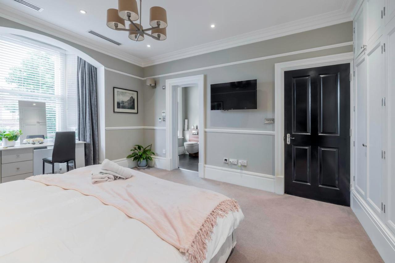 Dream House London With Gym, Cinema And Housekeeper Villa Ealing Exterior foto