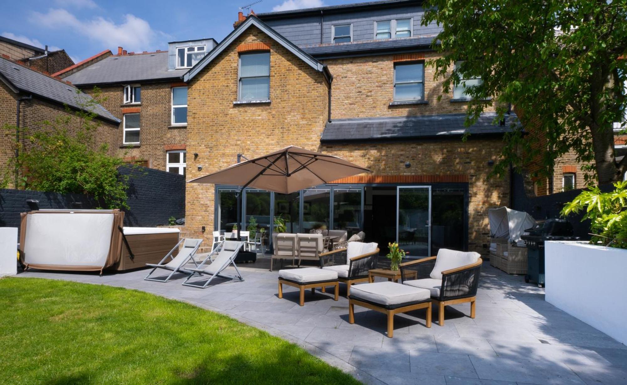 Dream House London With Gym, Cinema And Housekeeper Villa Ealing Exterior foto